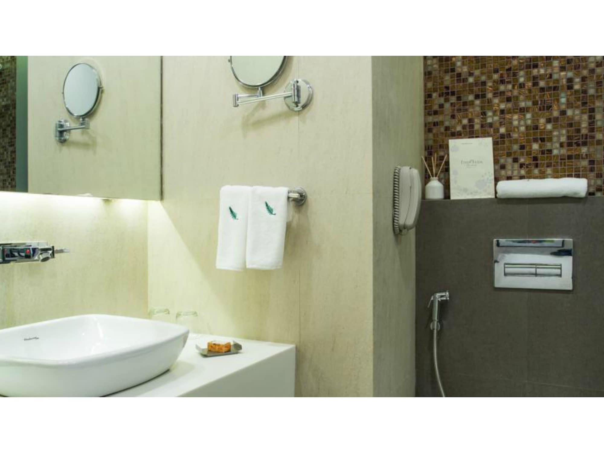 The Fern Residency Mumbai Hotel Exterior photo