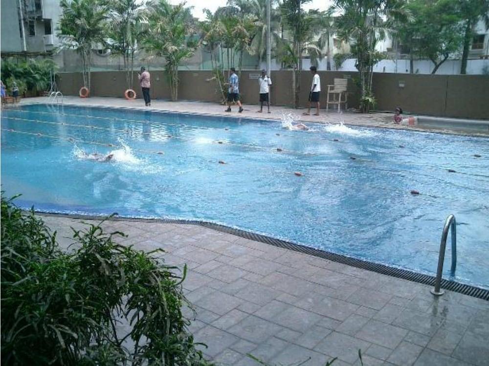 The Fern Residency Mumbai Hotel Exterior photo